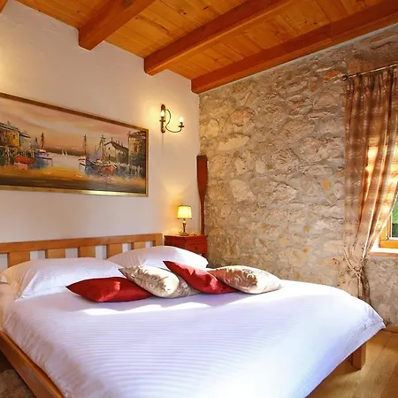 Villa Dojmi *
